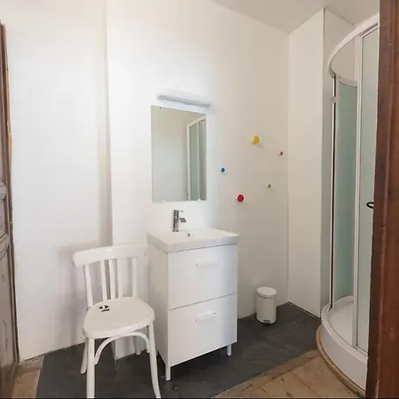 La Maison Bleue, Coeur De Et Randonnee בית נופש בארג'ס